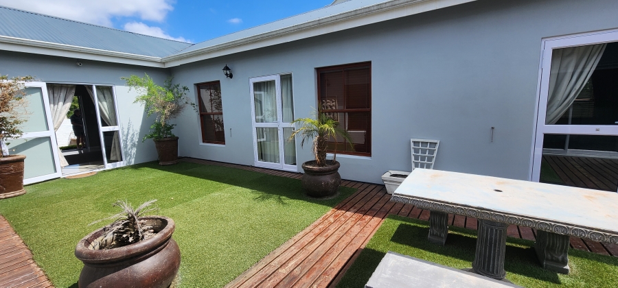 3 Bedroom Property for Sale in Swellendam Western Cape